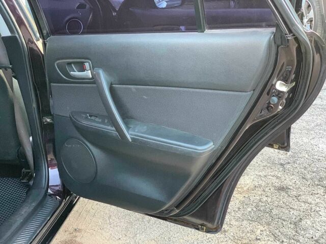 Коричневий Мазда 6, об'ємом двигуна 1.8 л та пробігом 219 тис. км за 4590 $, фото 19 на Automoto.ua