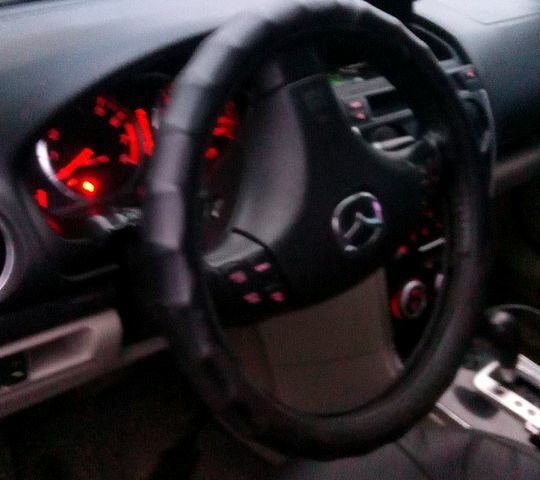 Коричневый Мазда 6, объемом двигателя 2 л и пробегом 320 тыс. км за 3800 $, фото 3 на Automoto.ua