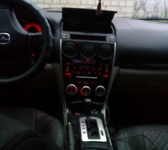 Коричневый Мазда 6, объемом двигателя 2 л и пробегом 320 тыс. км за 3800 $, фото 2 на Automoto.ua