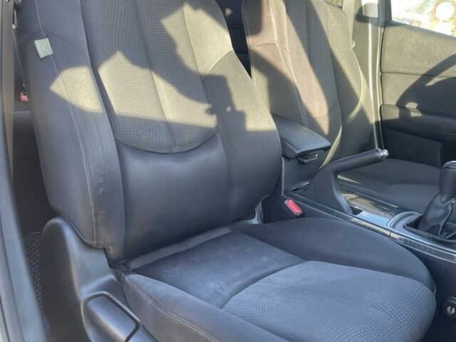 Коричневый Мазда 6, объемом двигателя 2 л и пробегом 350 тыс. км за 5800 $, фото 6 на Automoto.ua