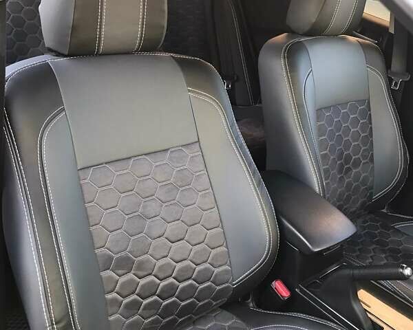 Коричневый Мазда 6, объемом двигателя 2 л и пробегом 275 тыс. км за 5900 $, фото 3 на Automoto.ua