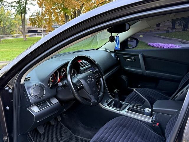 Коричневый Мазда 6, объемом двигателя 2 л и пробегом 155 тыс. км за 7850 $, фото 5 на Automoto.ua