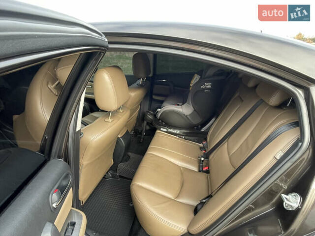 Коричневый Мазда 6, объемом двигателя 2.49 л и пробегом 150 тыс. км за 9799 $, фото 12 на Automoto.ua