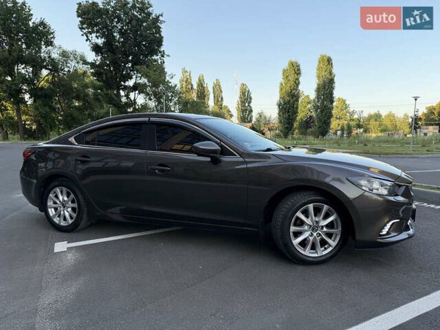 Коричневый Мазда 6, объемом двигателя 2 л и пробегом 158 тыс. км за 14000 $, фото 1 на Automoto.ua