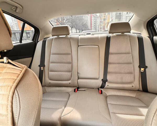 Коричневый Мазда 6, объемом двигателя 2.5 л и пробегом 152 тыс. км за 11850 $, фото 6 на Automoto.ua