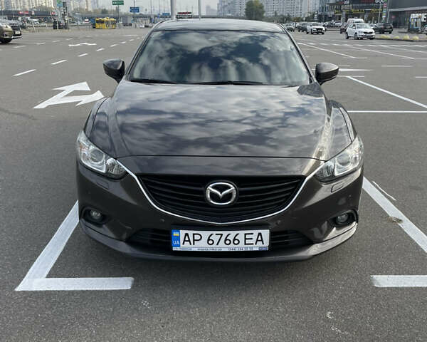 Коричневый Мазда 6, объемом двигателя 2 л и пробегом 101 тыс. км за 18500 $, фото 2 на Automoto.ua