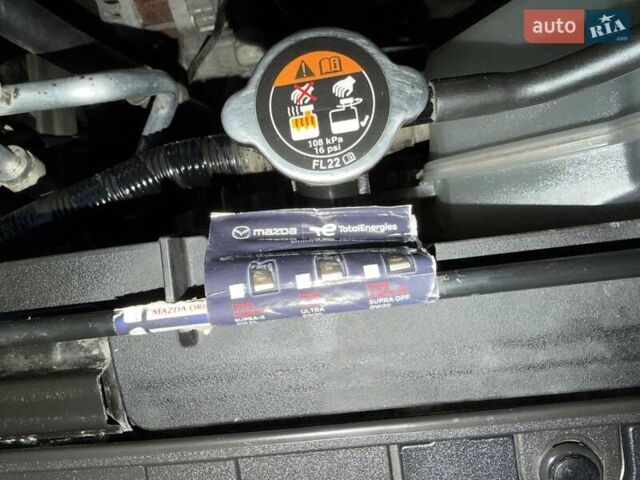 Коричневий Мазда 6, об'ємом двигуна 2 л та пробігом 198 тис. км за 13300 $, фото 17 на Automoto.ua