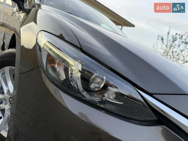 Коричневий Мазда 6, об'ємом двигуна 2.2 л та пробігом 249 тис. км за 13299 $, фото 4 на Automoto.ua