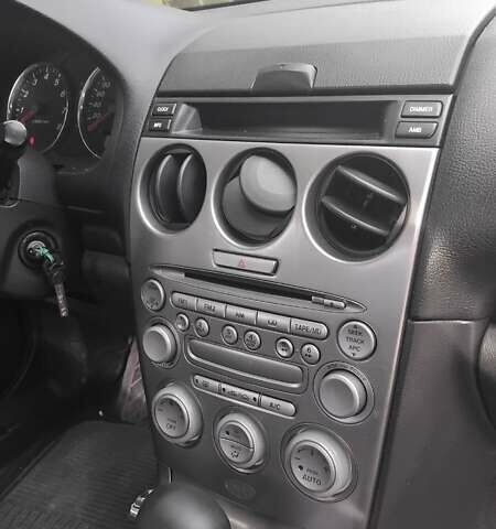 Красный Мазда 6, объемом двигателя 2 л и пробегом 230 тыс. км за 3000 $, фото 6 на Automoto.ua