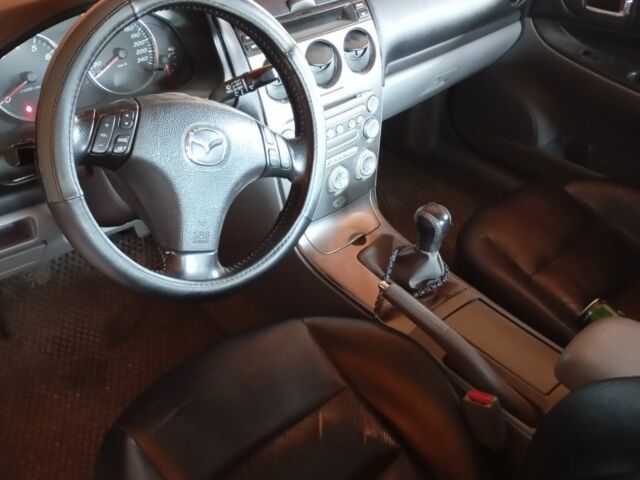 Красный Мазда 6, объемом двигателя 0 л и пробегом 260 тыс. км за 3499 $, фото 4 на Automoto.ua