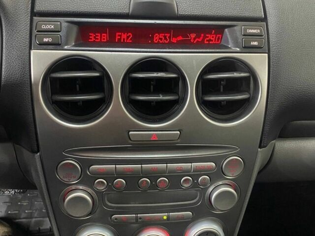 Червоний Мазда 6, об'ємом двигуна 2 л та пробігом 249 тис. км за 5500 $, фото 7 на Automoto.ua