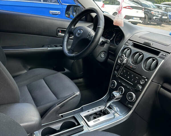 Красный Мазда 6, объемом двигателя 2 л и пробегом 285 тыс. км за 4300 $, фото 6 на Automoto.ua
