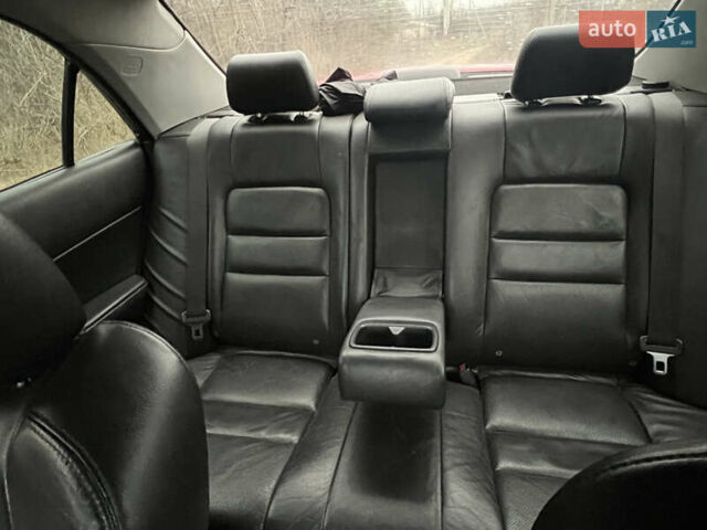 Красный Мазда 6, объемом двигателя 2 л и пробегом 377 тыс. км за 5400 $, фото 7 на Automoto.ua