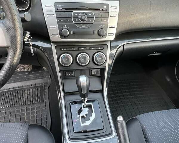 Красный Мазда 6, объемом двигателя 2 л и пробегом 231 тыс. км за 7100 $, фото 15 на Automoto.ua