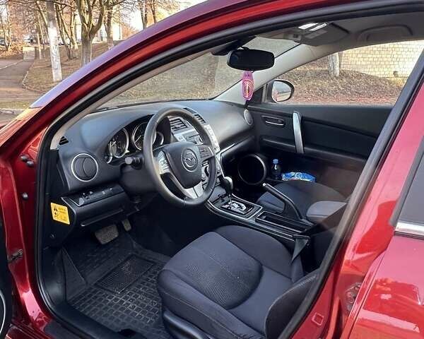 Красный Мазда 6, объемом двигателя 2 л и пробегом 231 тыс. км за 7100 $, фото 7 на Automoto.ua
