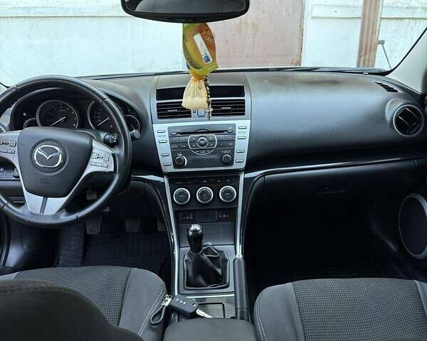 Червоний Мазда 6, об'ємом двигуна 1.8 л та пробігом 193 тис. км за 6000 $, фото 7 на Automoto.ua