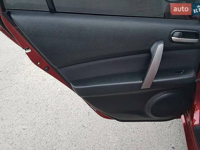 Красный Мазда 6, объемом двигателя 2 л и пробегом 250 тыс. км за 6400 $, фото 16 на Automoto.ua