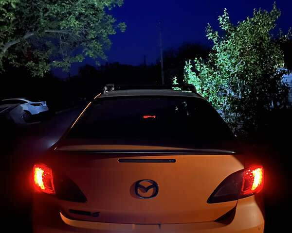 Червоний Мазда 6, об'ємом двигуна 2.5 л та пробігом 240 тис. км за 6200 $, фото 16 на Automoto.ua