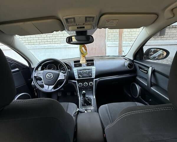 Червоний Мазда 6, об'ємом двигуна 1.8 л та пробігом 193 тис. км за 6000 $, фото 11 на Automoto.ua