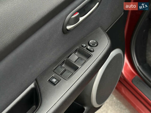 Червоний Мазда 6, об'ємом двигуна 2 л та пробігом 144 тис. км за 7600 $, фото 25 на Automoto.ua