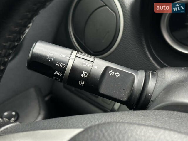 Червоний Мазда 6, об'ємом двигуна 2 л та пробігом 144 тис. км за 7600 $, фото 37 на Automoto.ua