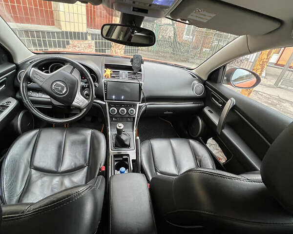 Червоний Мазда 6, об'ємом двигуна 2.5 л та пробігом 240 тис. км за 6200 $, фото 2 на Automoto.ua