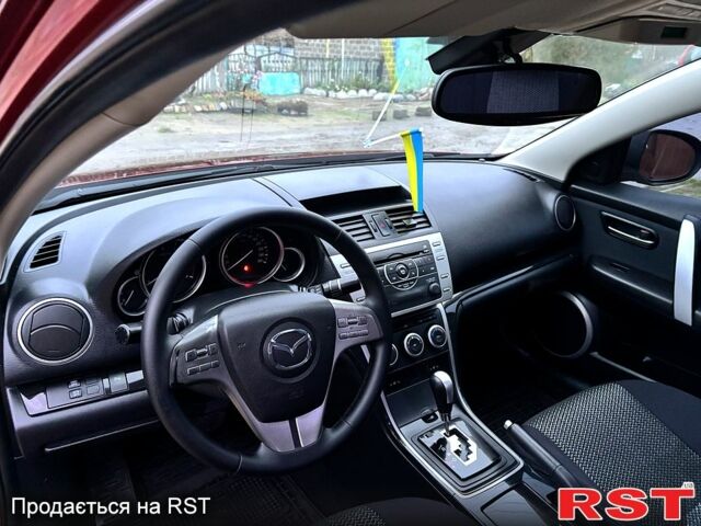 Красный Мазда 6, объемом двигателя 2 л и пробегом 185 тыс. км за 7700 $, фото 8 на Automoto.ua