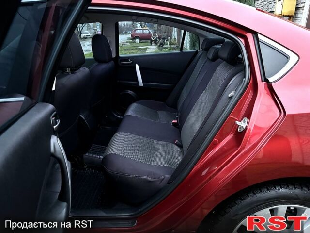 Красный Мазда 6, объемом двигателя 2 л и пробегом 185 тыс. км за 7700 $, фото 9 на Automoto.ua