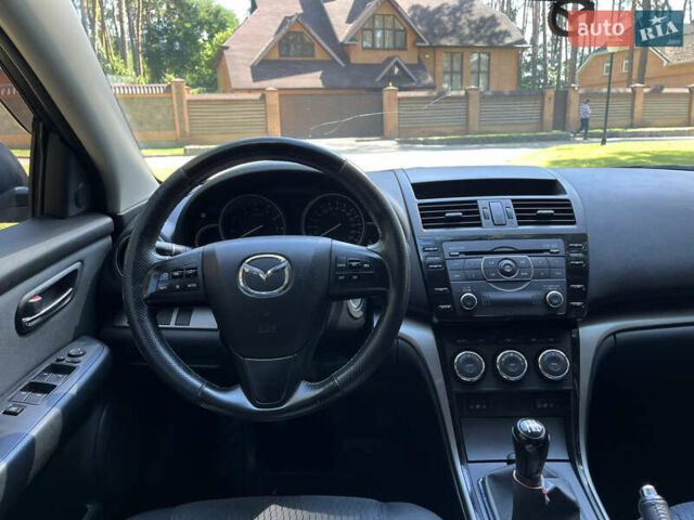Червоний Мазда 6, об'ємом двигуна 1.8 л та пробігом 270 тис. км за 7700 $, фото 32 на Automoto.ua