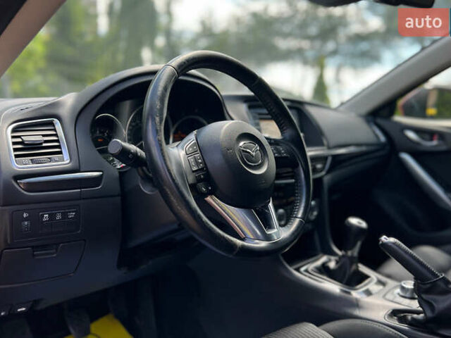 Красный Мазда 6, объемом двигателя 2 л и пробегом 106 тыс. км за 9999 $, фото 18 на Automoto.ua