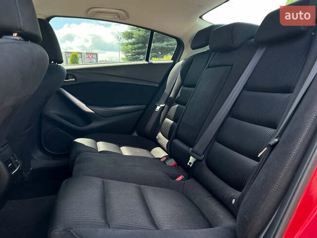 Красный Мазда 6, объемом двигателя 2 л и пробегом 106 тыс. км за 9999 $, фото 10 на Automoto.ua