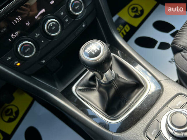 Красный Мазда 6, объемом двигателя 2 л и пробегом 106 тыс. км за 9999 $, фото 24 на Automoto.ua