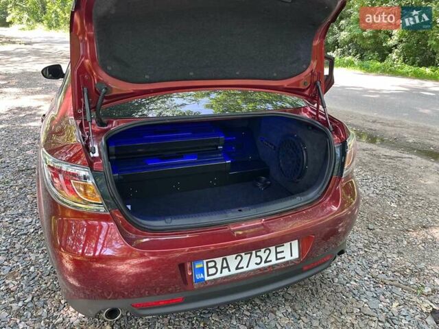 Красный Мазда 6, объемом двигателя 2 л и пробегом 103 тыс. км за 10250 $, фото 6 на Automoto.ua
