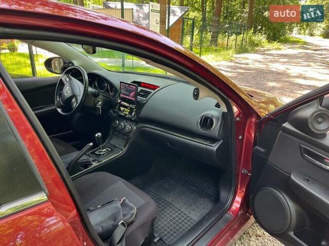 Красный Мазда 6, объемом двигателя 2 л и пробегом 103 тыс. км за 10250 $, фото 5 на Automoto.ua