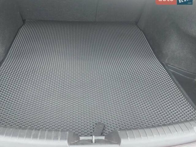 Красный Мазда 6, объемом двигателя 2.49 л и пробегом 203 тыс. км за 11100 $, фото 16 на Automoto.ua