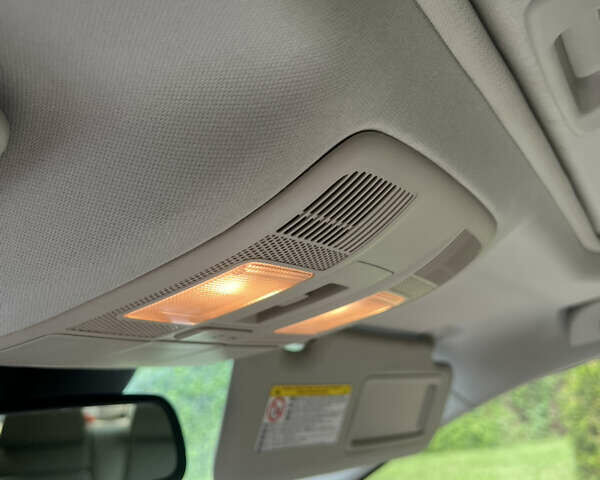 Красный Мазда 6, объемом двигателя 2.5 л и пробегом 204 тыс. км за 11700 $, фото 19 на Automoto.ua