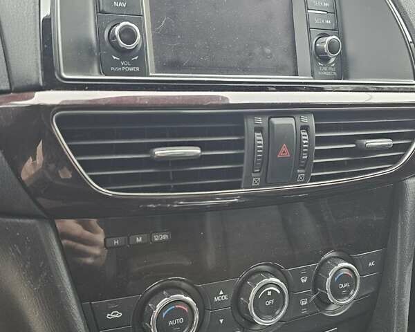 Червоний Мазда 6, об'ємом двигуна 2.19 л та пробігом 200 тис. км за 6800 $, фото 29 на Automoto.ua