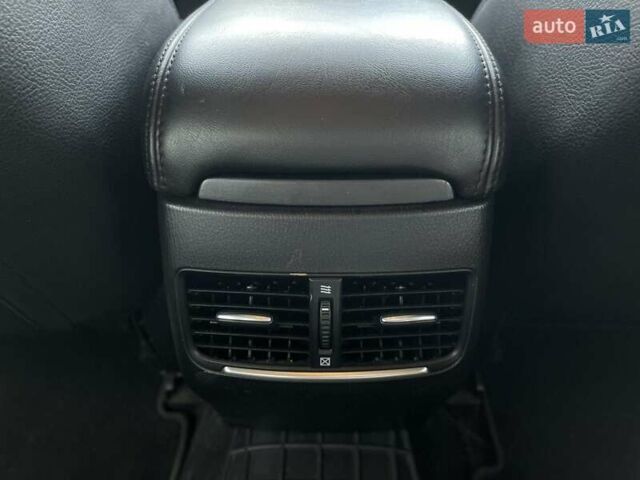 Красный Мазда 6, объемом двигателя 2.5 л и пробегом 242 тыс. км за 10700 $, фото 14 на Automoto.ua