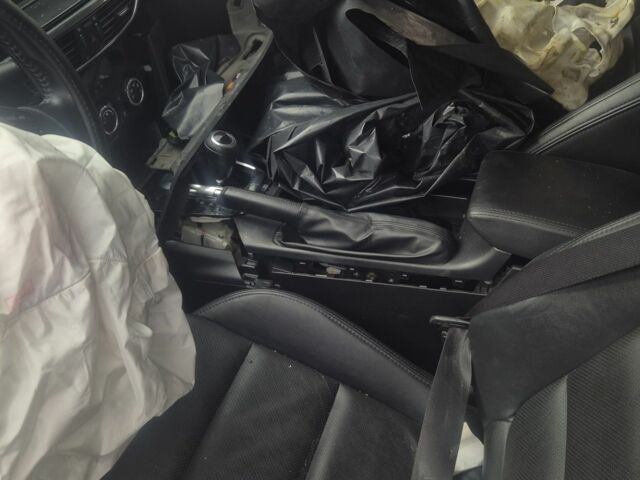 Червоний Мазда 6, об'ємом двигуна 2.49 л та пробігом 200 тис. км за 24 $, фото 4 на Automoto.ua