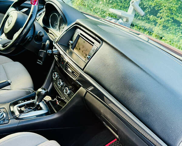 Красный Мазда 6, объемом двигателя 2.5 л и пробегом 199 тыс. км за 10100 $, фото 8 на Automoto.ua