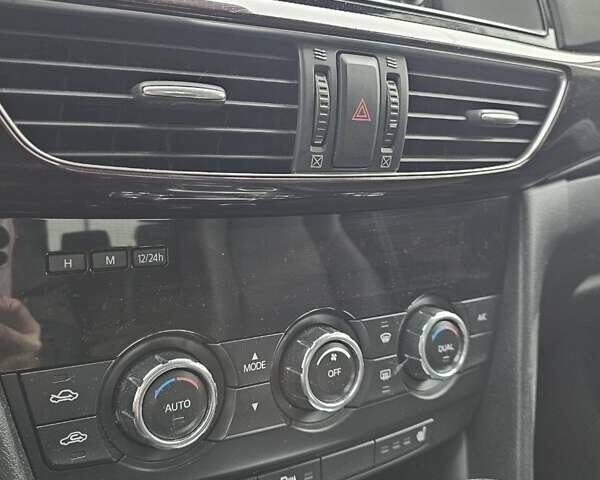 Червоний Мазда 6, об'ємом двигуна 2.19 л та пробігом 200 тис. км за 6800 $, фото 30 на Automoto.ua