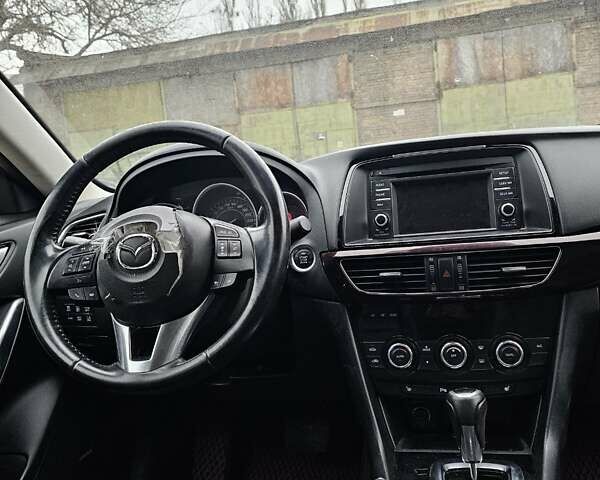 Червоний Мазда 6, об'ємом двигуна 2.19 л та пробігом 200 тис. км за 6900 $, фото 31 на Automoto.ua