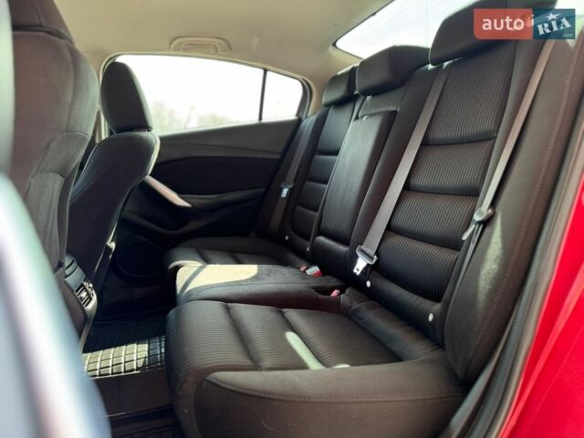 Красный Мазда 6, объемом двигателя 2 л и пробегом 235 тыс. км за 9999 $, фото 15 на Automoto.ua
