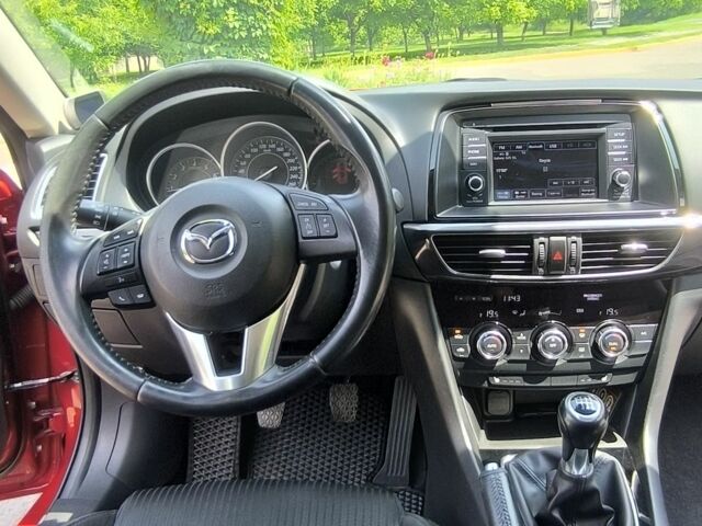 Красный Мазда 6, объемом двигателя 2 л и пробегом 113 тыс. км за 14900 $, фото 12 на Automoto.ua