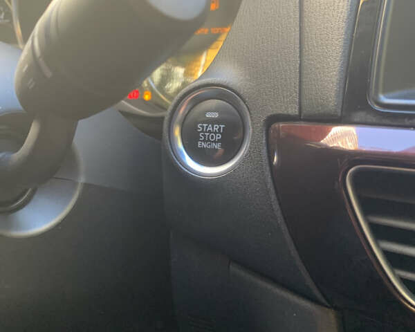 Мазда 6 2014 у Одесі на Automoto.ua Червоний Мазда 6, об'ємом двигуна 2.49 л та пробігом 118 тис. км за 13500 $, фото 27 на Automoto.ua