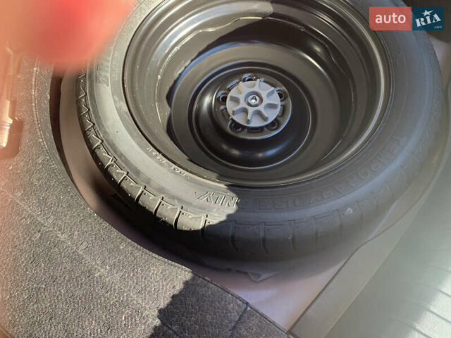 Мазда 6 2014 у Одесі на Automoto.ua Червоний Мазда 6, об'ємом двигуна 2.49 л та пробігом 118 тис. км за 13500 $, фото 31 на Automoto.ua