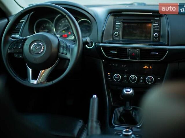 Красный Мазда 6, объемом двигателя 2.49 л и пробегом 242 тыс. км за 10800 $, фото 15 на Automoto.ua