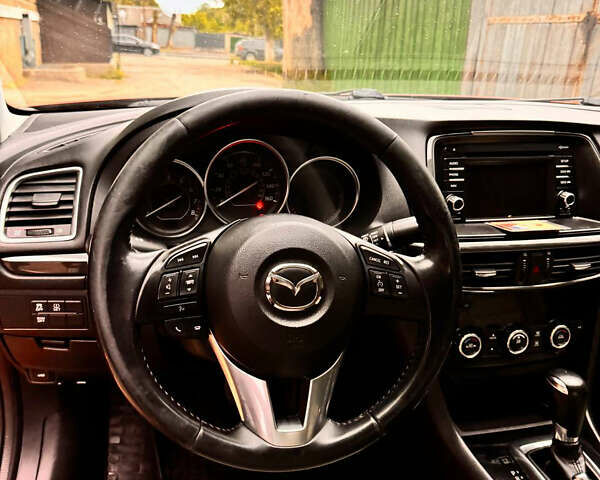 Красный Мазда 6, объемом двигателя 2.49 л и пробегом 235 тыс. км за 10500 $, фото 6 на Automoto.ua