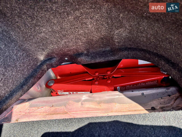 Красный Мазда 6, объемом двигателя 2.5 л и пробегом 205 тыс. км за 12300 $, фото 15 на Automoto.ua