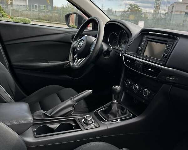 Мазда 6 2014 у Харкові на Automoto.ua Червоний Мазда 6, об'ємом двигуна 2 л та пробігом 154 тис. км за 11500 $, фото 12 на Automoto.ua